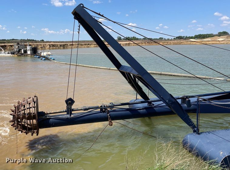 image for item DS5532 Sand dredge