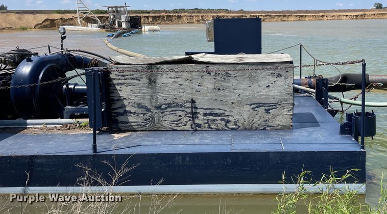 image for item DS5532 Sand dredge