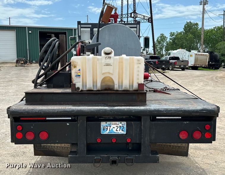 image for item DW5001 2001 Peterbilt 330 flatbed truck