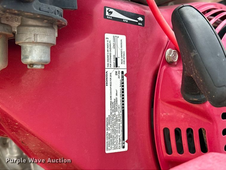 image for item DW5001 2001 Peterbilt 330 flatbed truck