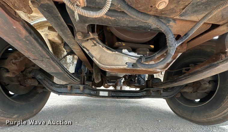 image for item DW5001 2001 Peterbilt 330 flatbed truck