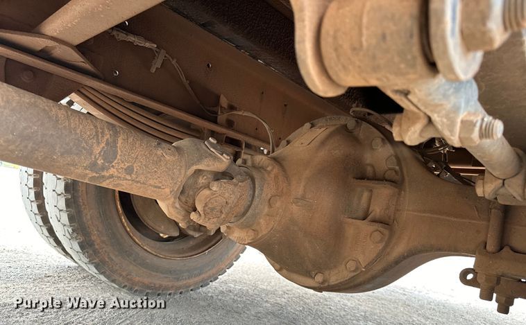 image for item DW5001 2001 Peterbilt 330 flatbed truck