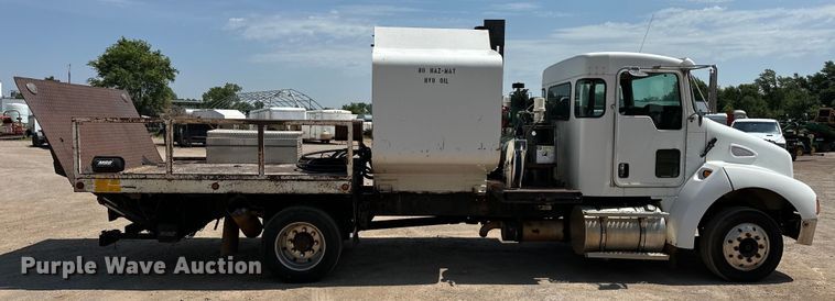 image for item DW5004 2006 Kenworth T300 utility / service truck