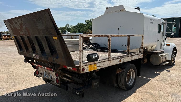 image for item DW5004 2006 Kenworth T300 utility / service truck