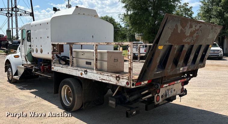 image for item DW5004 2006 Kenworth T300 utility / service truck