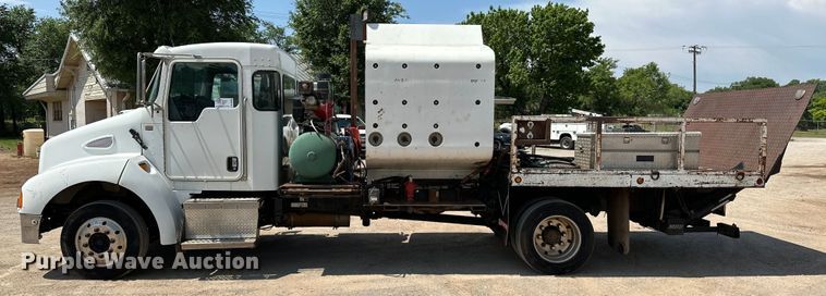 image for item DW5004 2006 Kenworth T300 utility / service truck