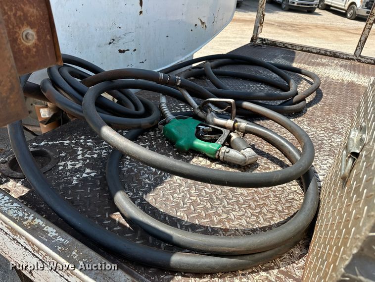 image for item DW5004 2006 Kenworth T300 utility / service truck