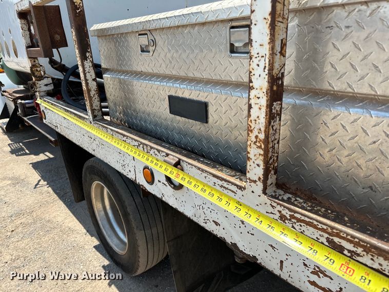 image for item DW5004 2006 Kenworth T300 utility / service truck