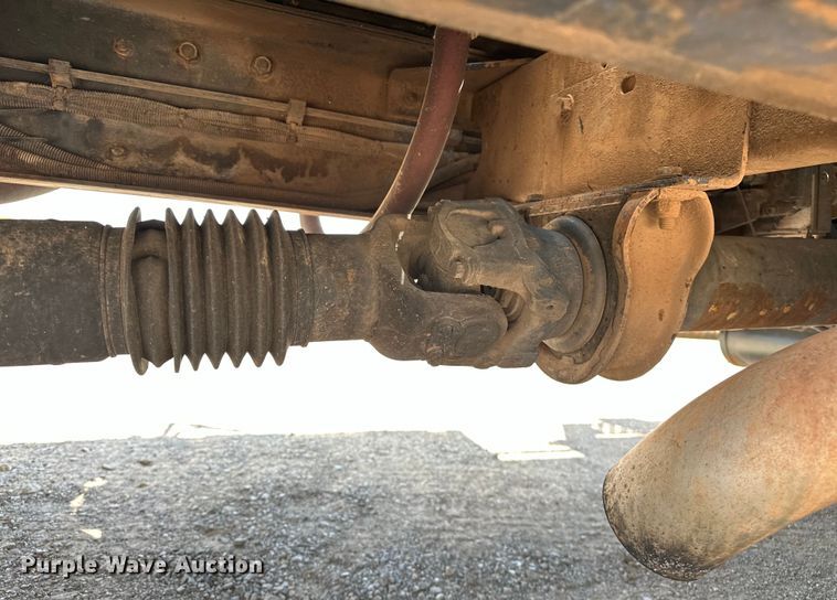 image for item DW5004 2006 Kenworth T300 utility / service truck