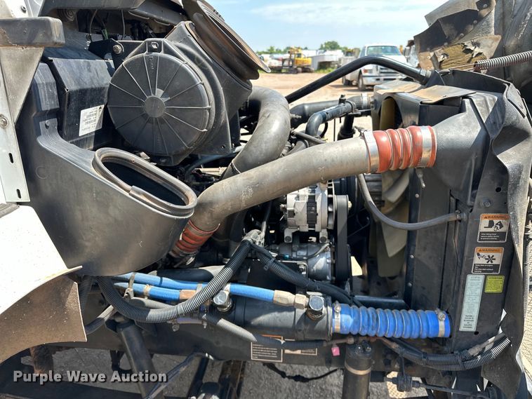 image for item DW5004 2006 Kenworth T300 utility / service truck