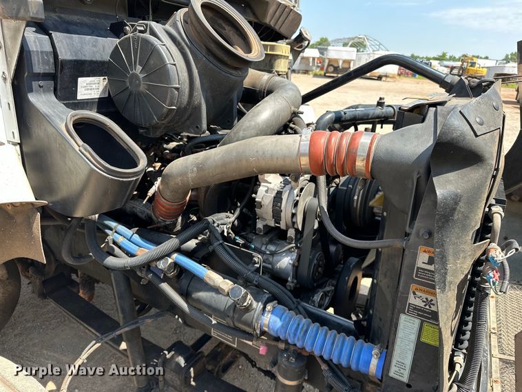 image for item DW5004 2006 Kenworth T300 utility / service truck