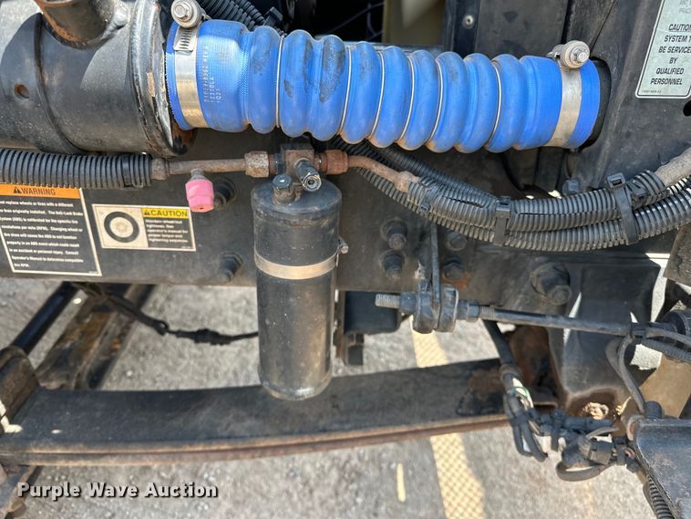 image for item DW5004 2006 Kenworth T300 utility / service truck