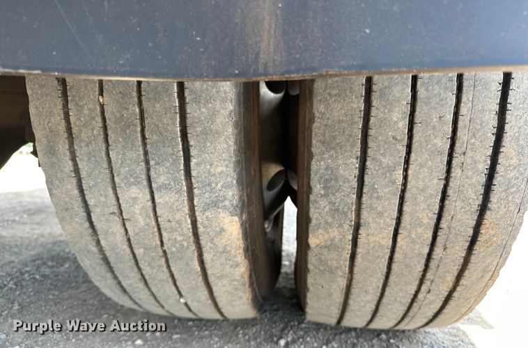 image for item DW5004 2006 Kenworth T300 utility / service truck