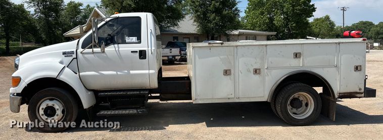 image for item DW5005 2007 Ford F650 Super Duty XL utility / service truck