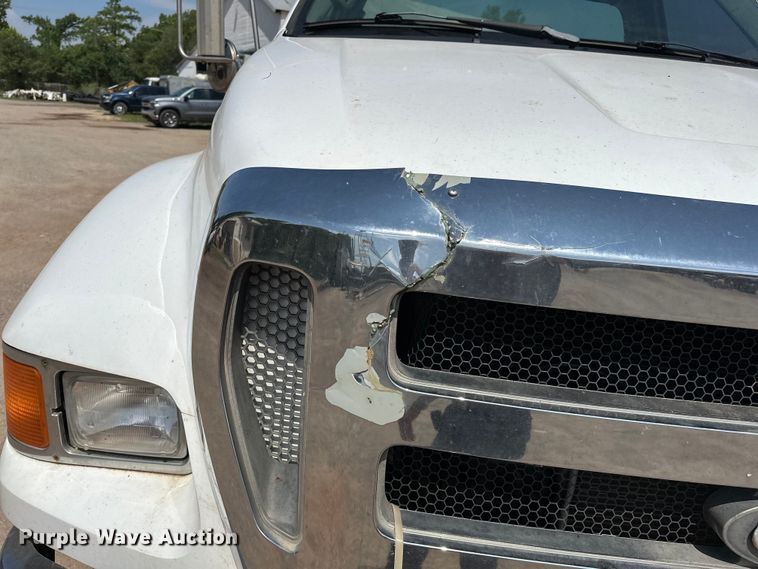 image for item DW5005 2007 Ford F650 Super Duty XL utility / service truck