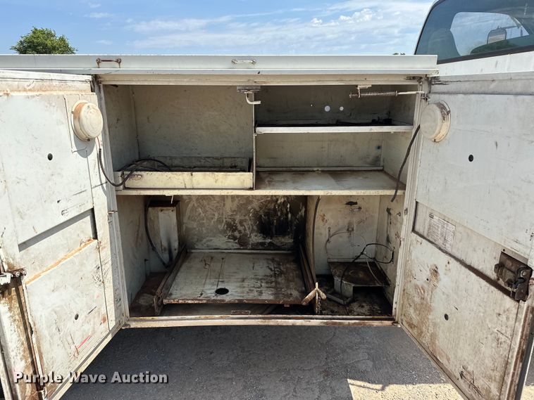 image for item DW5005 2007 Ford F650 Super Duty XL utility / service truck