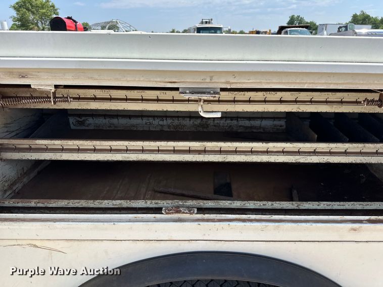 image for item DW5005 2007 Ford F650 Super Duty XL utility / service truck