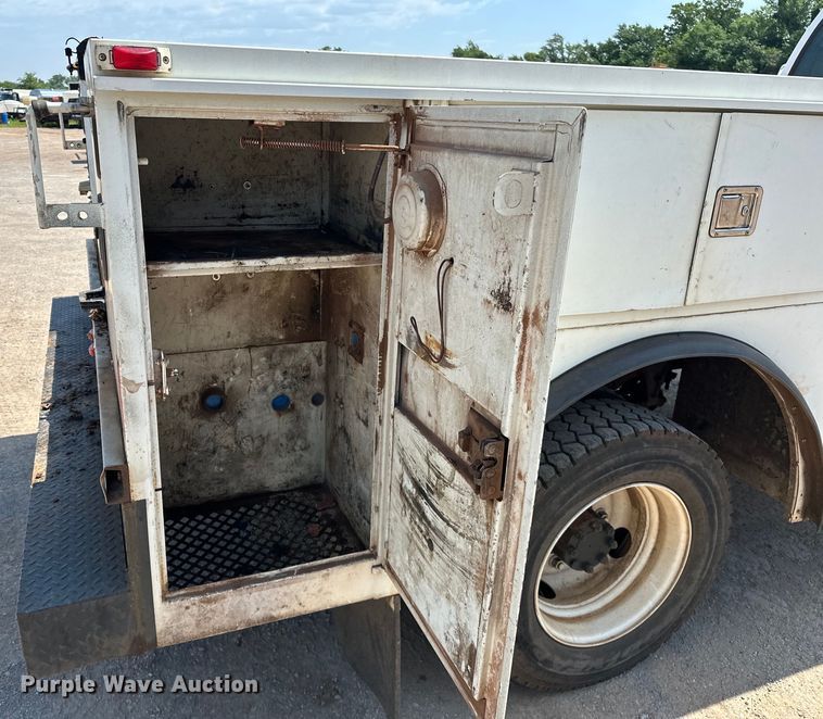 image for item DW5005 2007 Ford F650 Super Duty XL utility / service truck