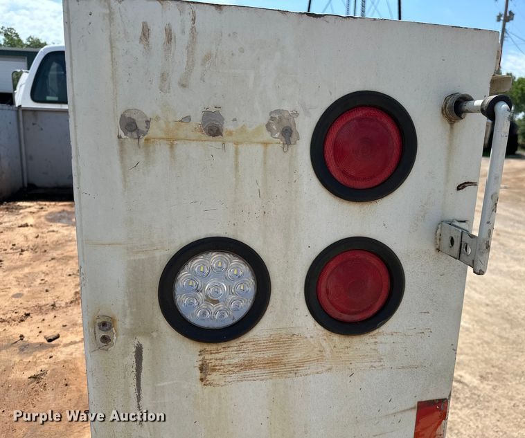 image for item DW5005 2007 Ford F650 Super Duty XL utility / service truck