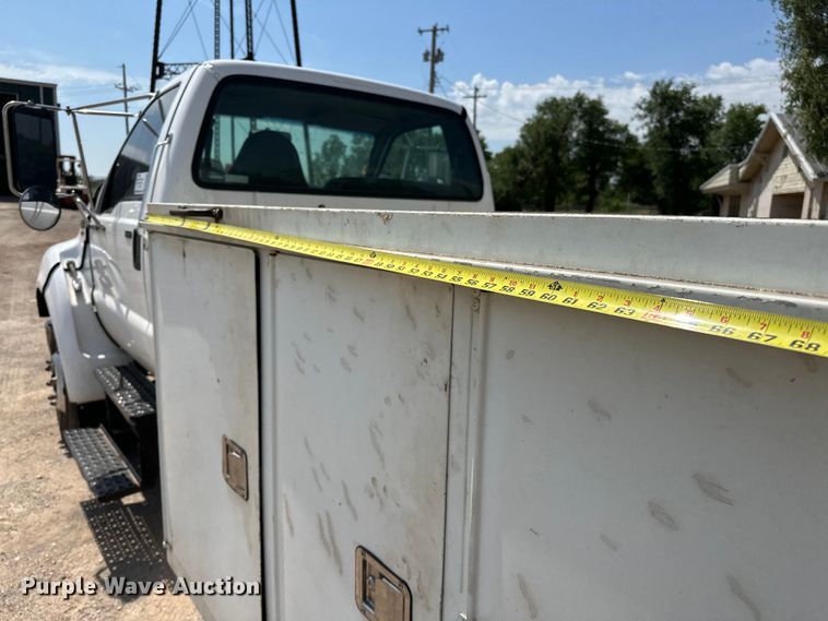 image for item DW5005 2007 Ford F650 Super Duty XL utility / service truck