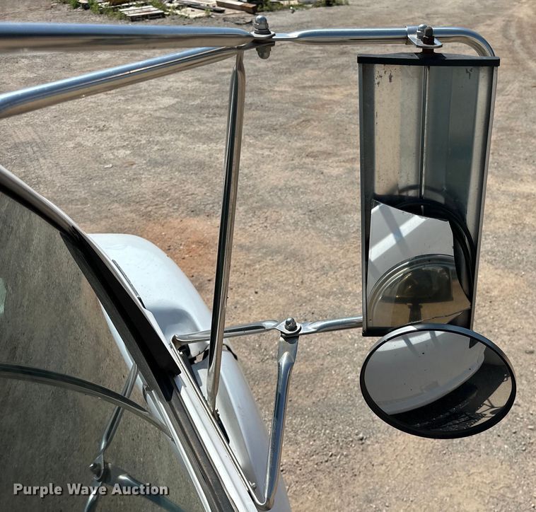 image for item DW5005 2007 Ford F650 Super Duty XL utility / service truck