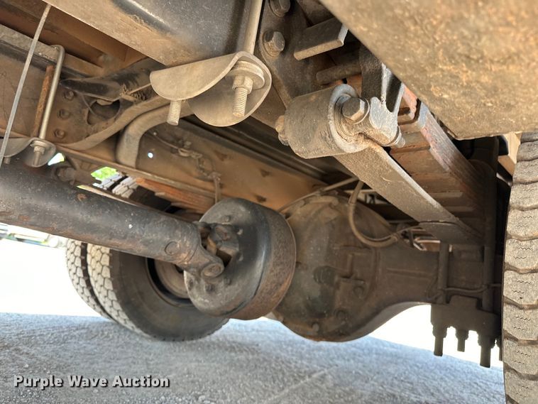 image for item DW5005 2007 Ford F650 Super Duty XL utility / service truck