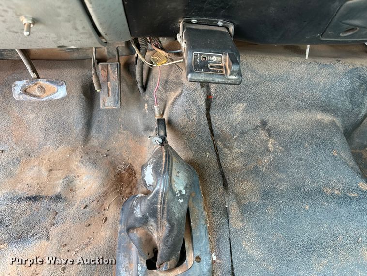 image for item DW5005 2007 Ford F650 Super Duty XL utility / service truck