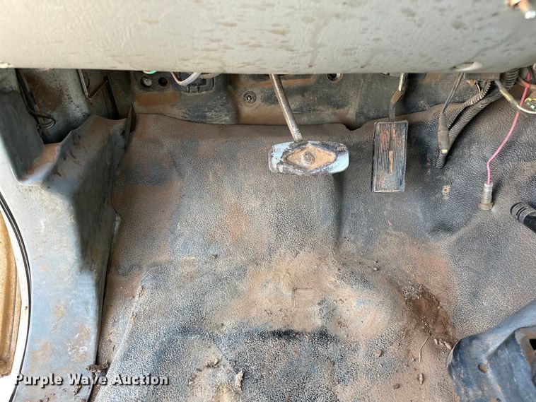 image for item DW5005 2007 Ford F650 Super Duty XL utility / service truck