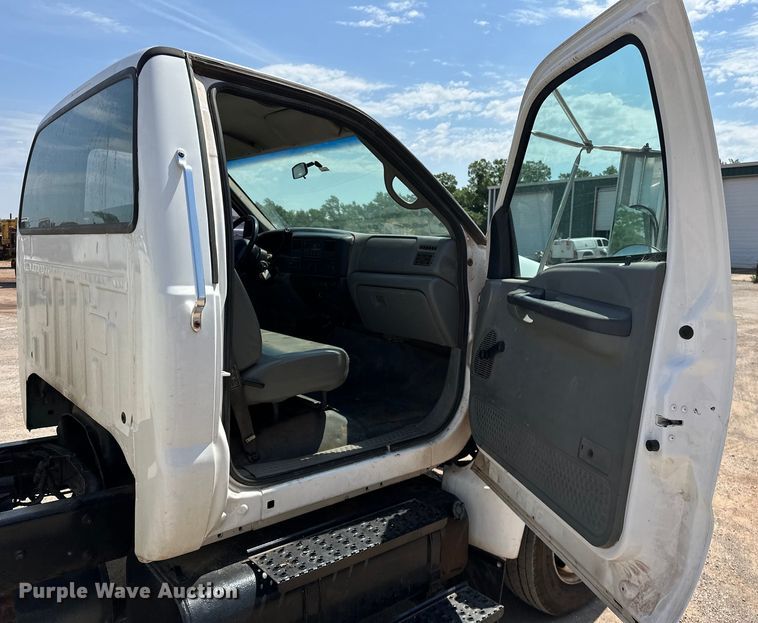 image for item DW5005 2007 Ford F650 Super Duty XL utility / service truck