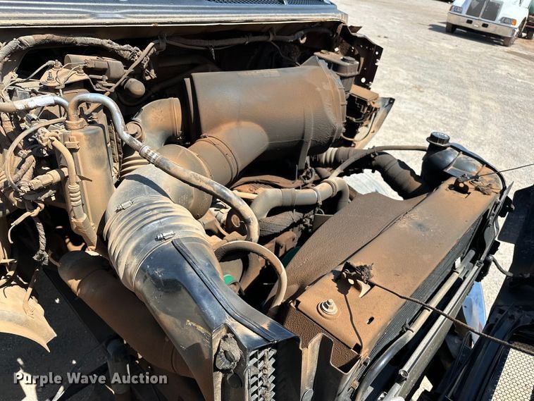 image for item DW5005 2007 Ford F650 Super Duty XL utility / service truck