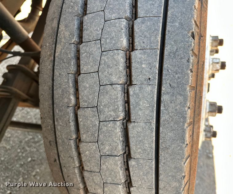 image for item DW5005 2007 Ford F650 Super Duty XL utility / service truck