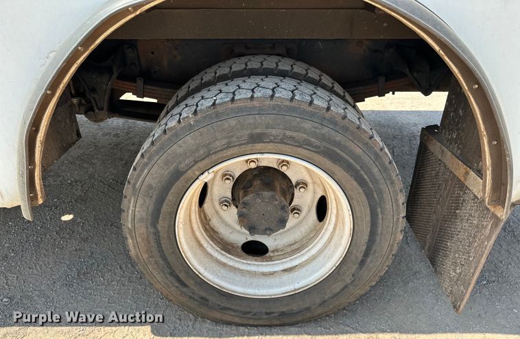 image for item DW5005 2007 Ford F650 Super Duty XL utility / service truck