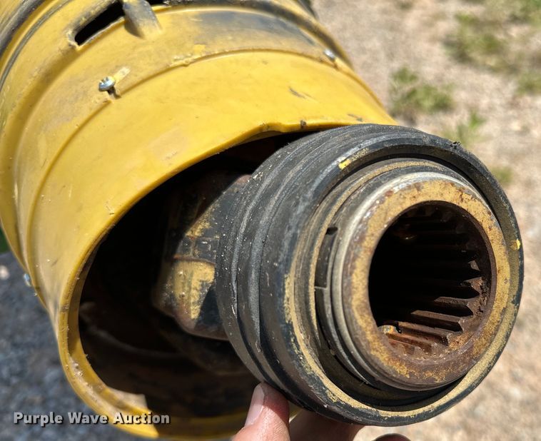 image for item DW5011 2020 John Deere R15 batwing rotary mower