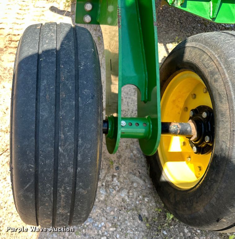 image for item DW5011 2020 John Deere R15 batwing rotary mower