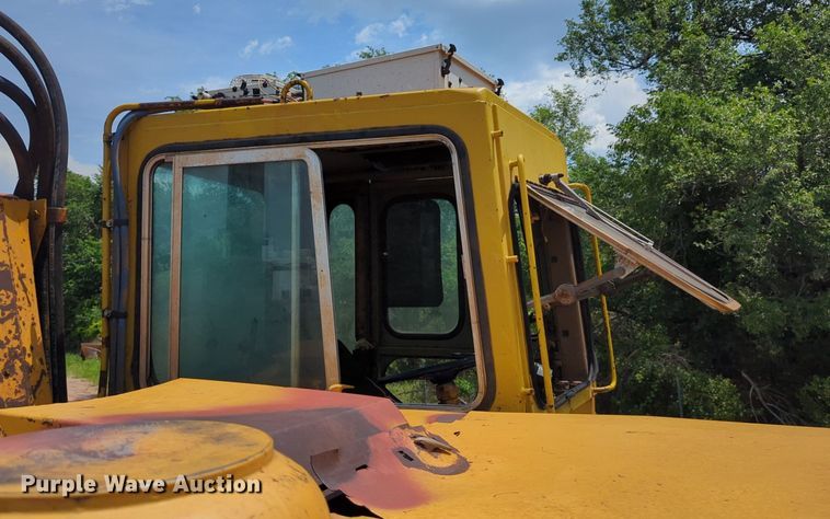 image for item DW5012 1978 Caterpillar 633D elevating scraper