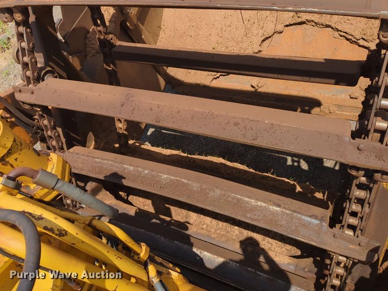 image for item DW5012 1978 Caterpillar 633D elevating scraper