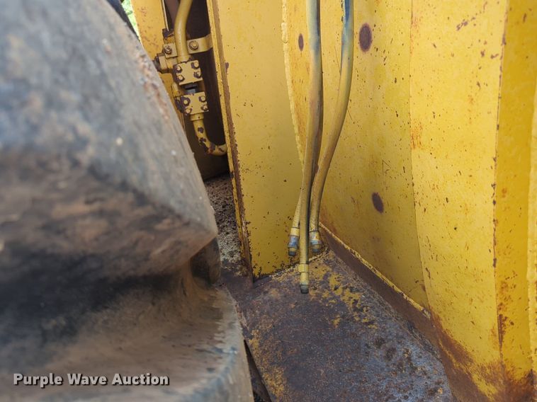 image for item DW5012 1978 Caterpillar 633D elevating scraper