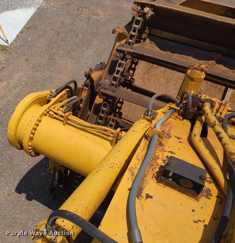 image for item DW5012 1978 Caterpillar 633D elevating scraper