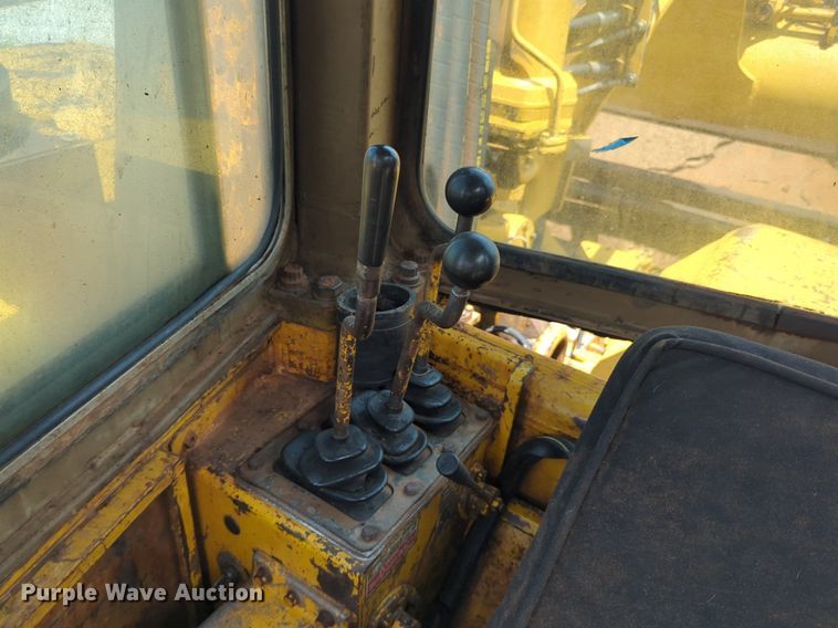 image for item DW5012 1978 Caterpillar 633D elevating scraper