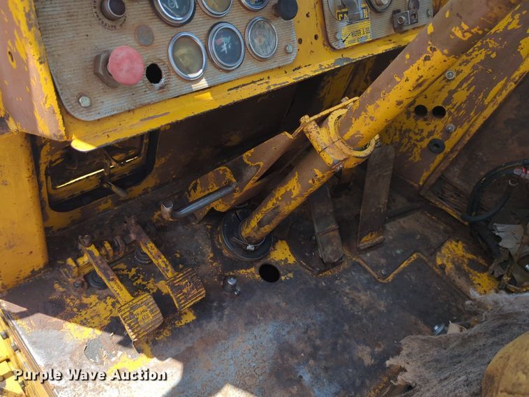image for item DW5012 1978 Caterpillar 633D elevating scraper