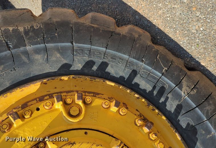 image for item DW5012 1978 Caterpillar 633D elevating scraper