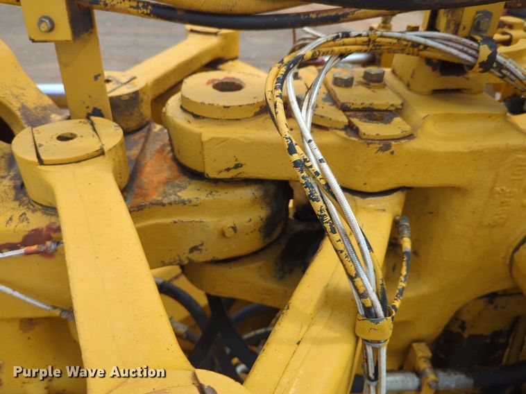 image for item DW5013 1995 Caterpillar 623F elevating scraper