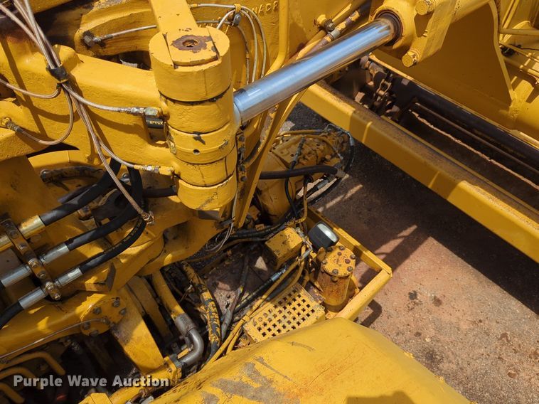 image for item DW5013 1995 Caterpillar 623F elevating scraper
