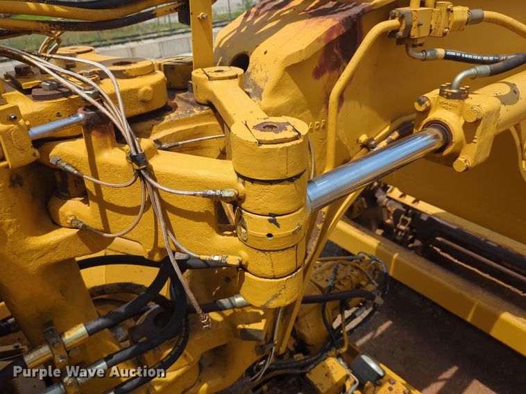 image for item DW5013 1995 Caterpillar 623F elevating scraper