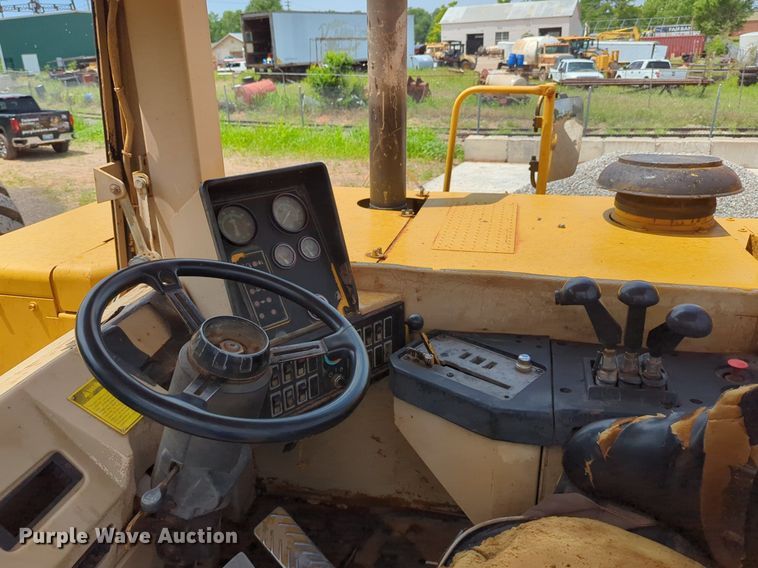 image for item DW5013 1995 Caterpillar 623F elevating scraper