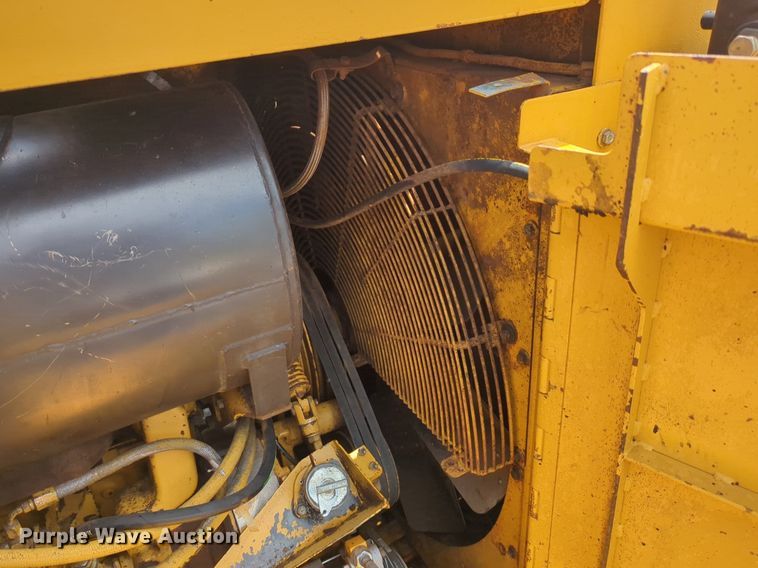 image for item DW5013 1995 Caterpillar 623F elevating scraper
