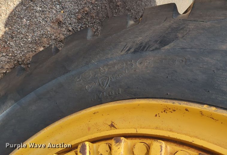 image for item DW5013 1995 Caterpillar 623F elevating scraper