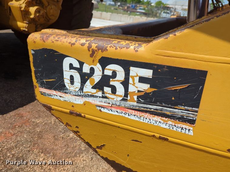 image for item DW5014 1995 Caterpillar 623F elevating scraper