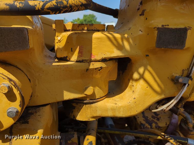 image for item DW5014 1995 Caterpillar 623F elevating scraper