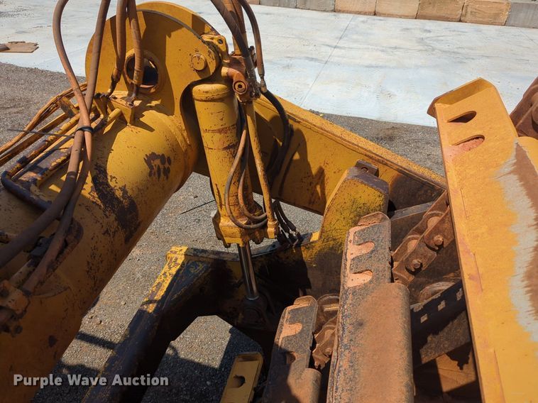 image for item DW5014 1995 Caterpillar 623F elevating scraper